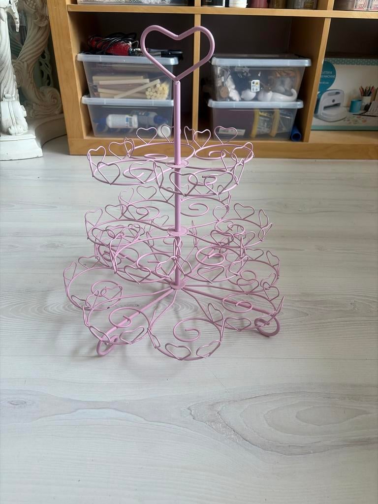 Roze etagere met hartjes - Cupcake standaard, Ophalen, Zo goed als nieuw
