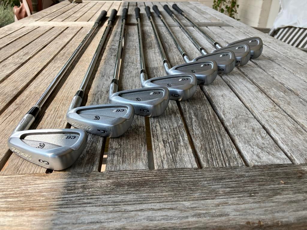 Cleveland CG2 ijzerset (3-PW) + Bennington golftas - Nieuwst, Sport en Fitness, Golf, Ophalen, Nieuw, Set, Cleveland
