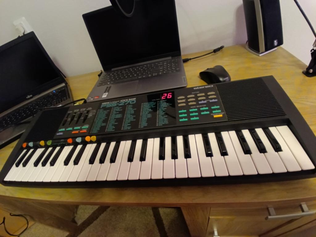 Yamaha PSS-270 in perfecte staat met houten koffer, Ophalen of Verzenden, Zo goed als nieuw, Yamaha