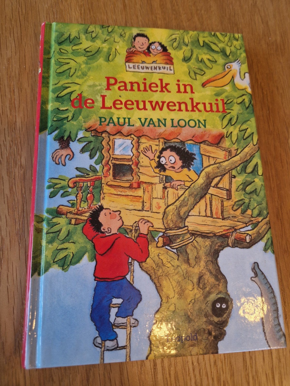 Paniek in de Leeuwenkuil - Paul van Loon, Ophalen of Verzenden, Gelezen, Paul van Loon, Fictie algemeen