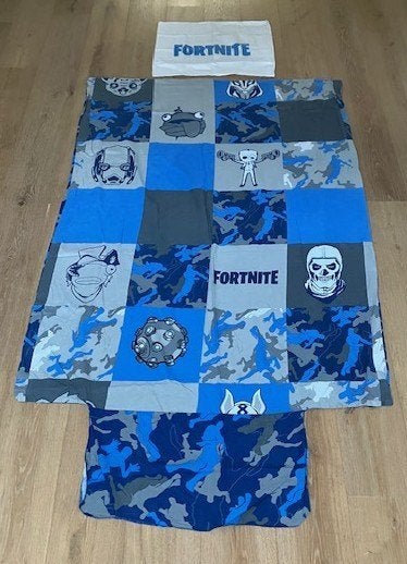 Leuk dekbedovertrek Fortnight, Gebruikt, Wasbaar, Ophalen of Verzenden, Jongetje of Meisje
