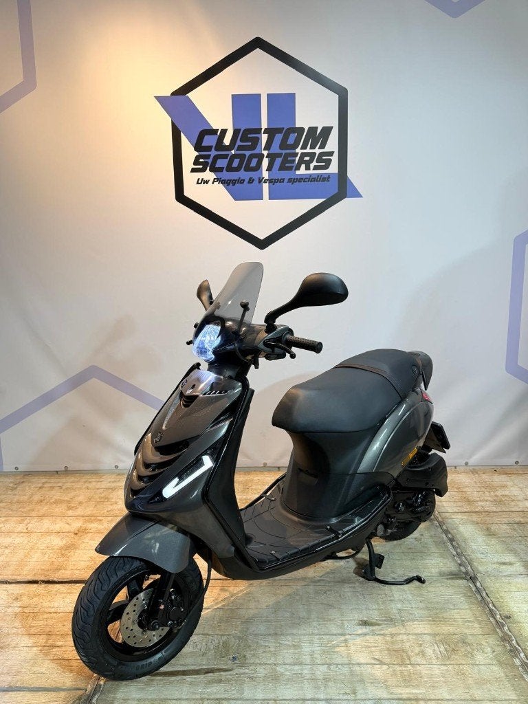 Piaggio Zip 4t 2v 2018 45km carburateur model brom grijs, Zip, Ophalen of Verzenden, Zo goed als nieuw, 7005AM