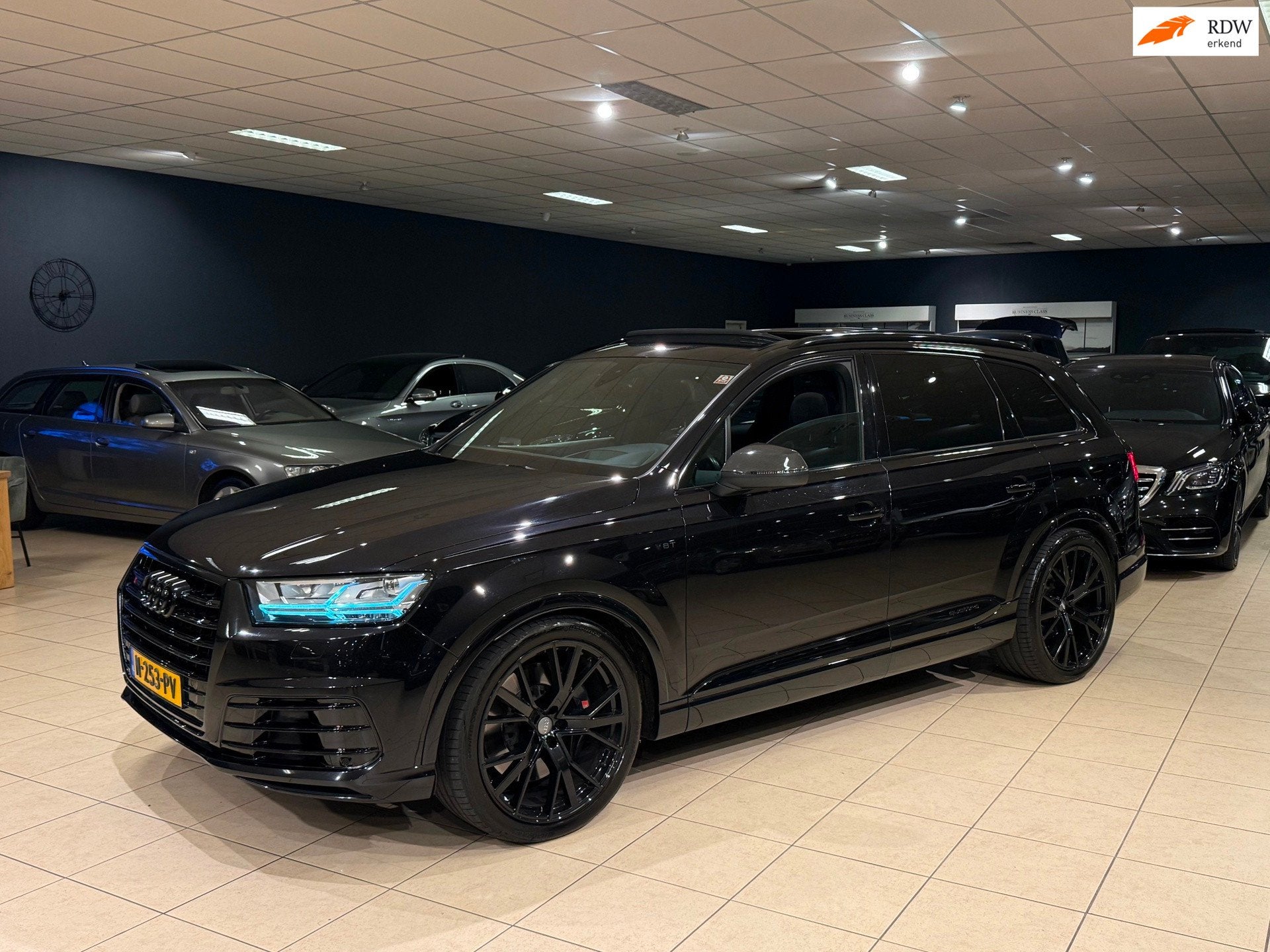 Audi SQ7 4.0 TDI Quattro Pro Line + Panorama/HUD/Black Editi, SQ7, Gebruikt, 2245 kg, Zwart