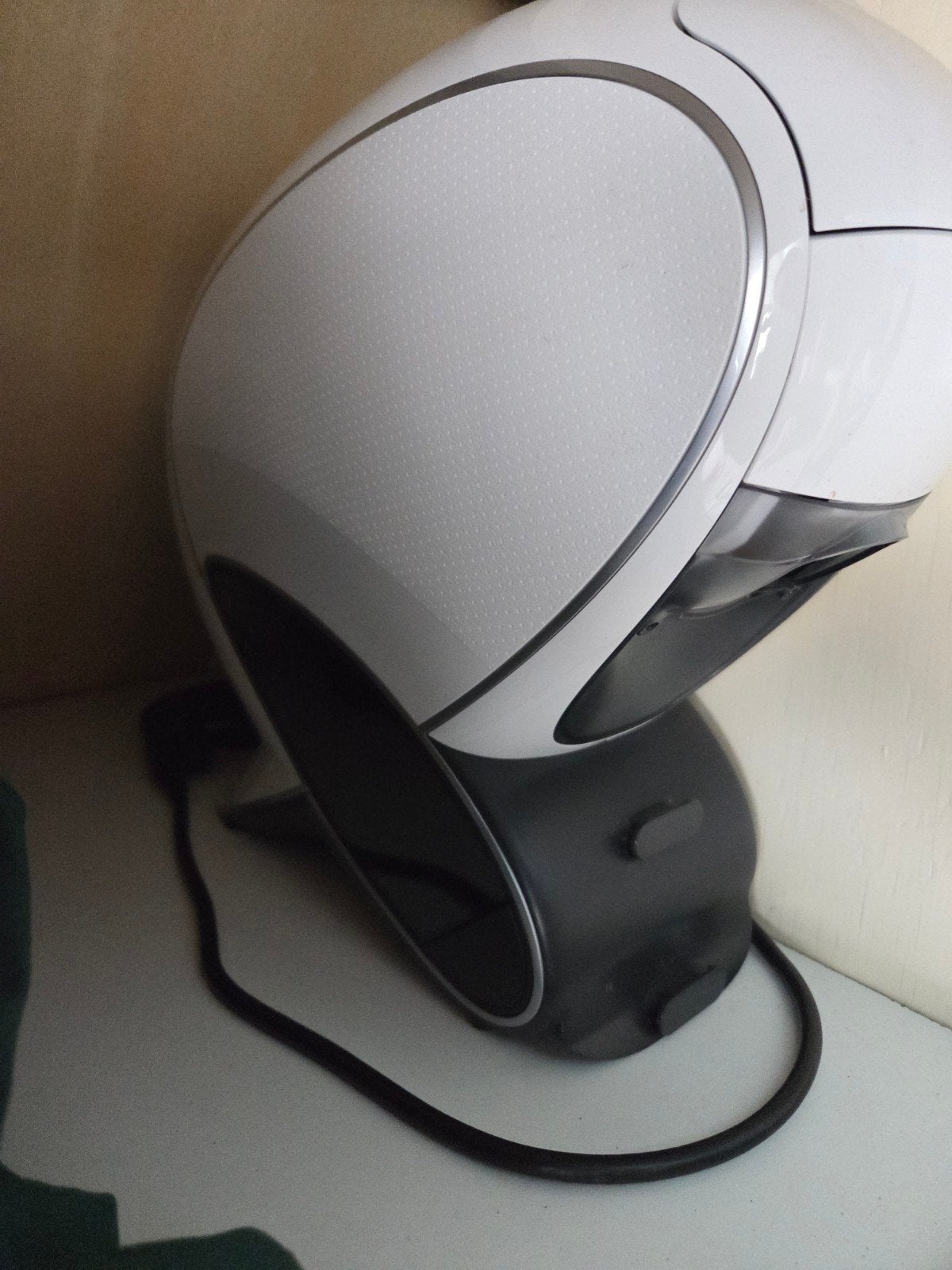 Nescafé Dolce Gusto Drop koffiezetapparaat wit, Witgoed en Apparatuur, Koffiepads en cups, Gebruikt, Koffiemachine, Ophalen of Verzenden