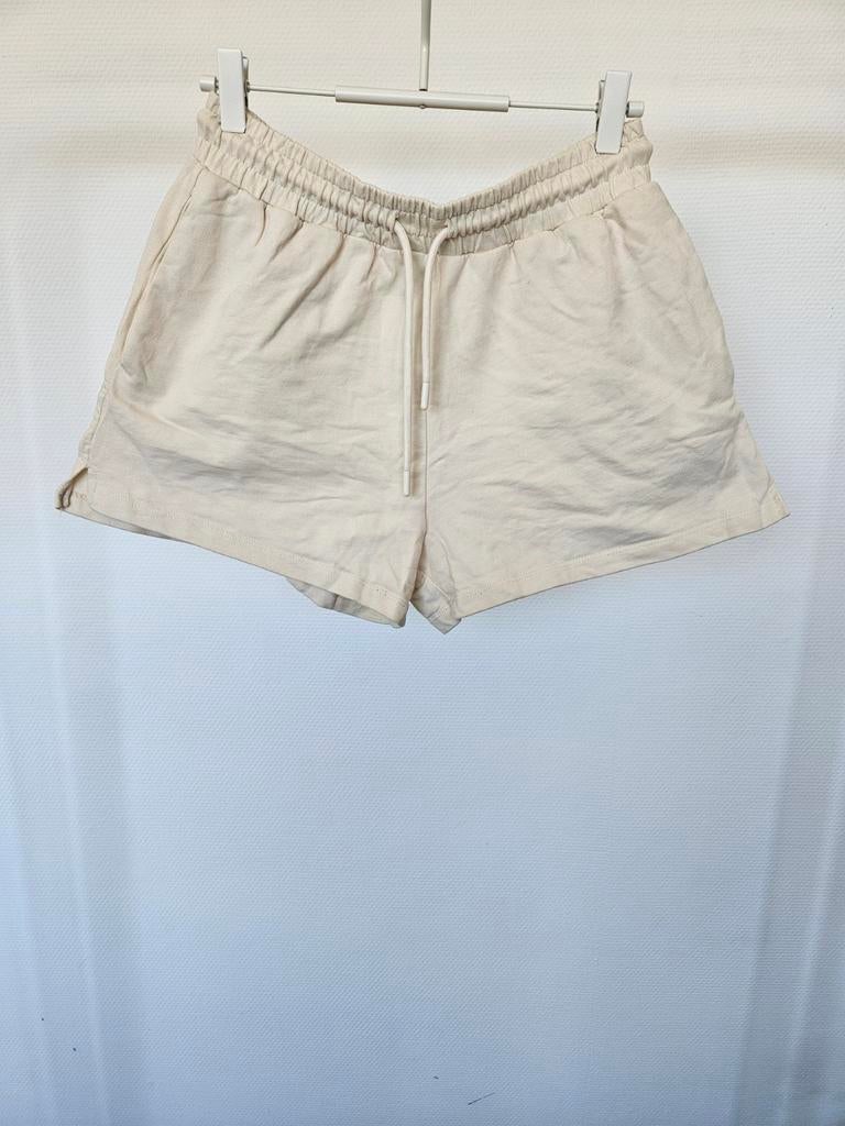 Loavies short, Maat 38/40 (M), Kort, Beige, Ophalen of Verzenden