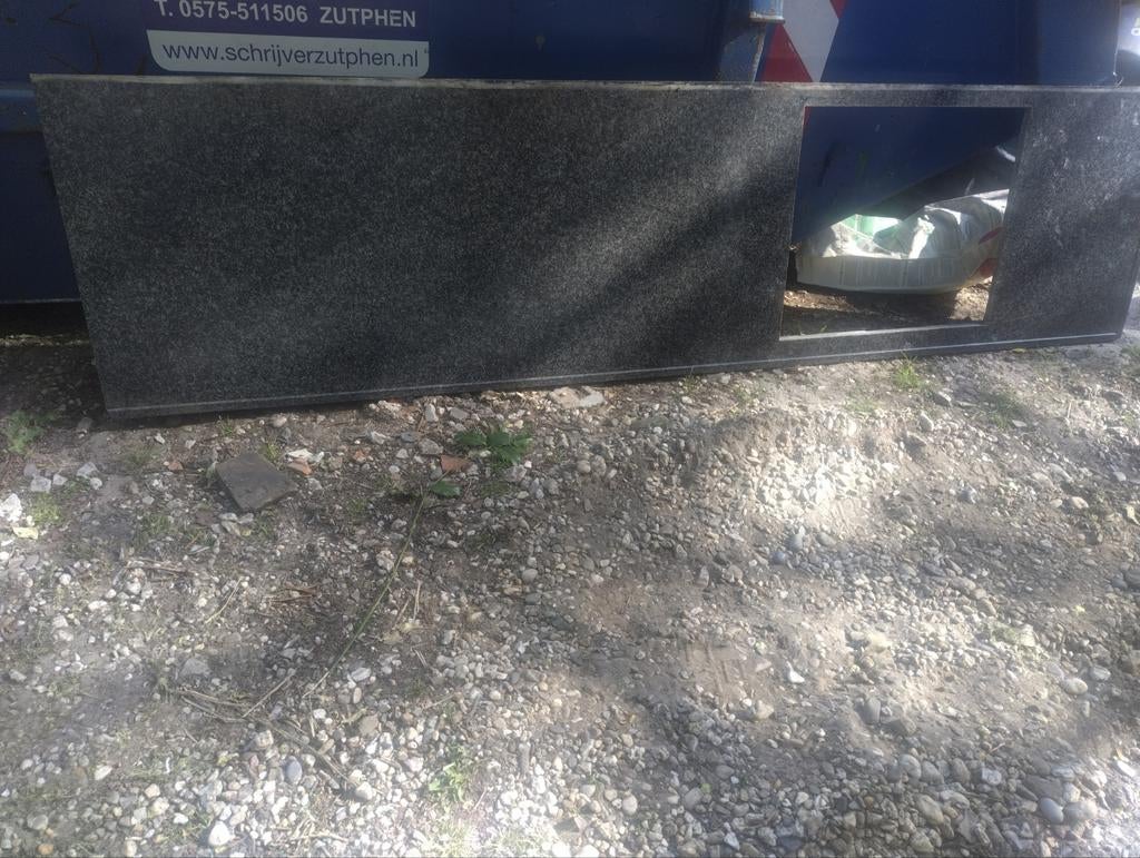 Robuust granieten keukenblad 240 cm met spoelbakuitsparing, Huis en Inrichting, Keuken | Keukenelementen, Gebruikt, Grijs, Ophalen of Verzenden