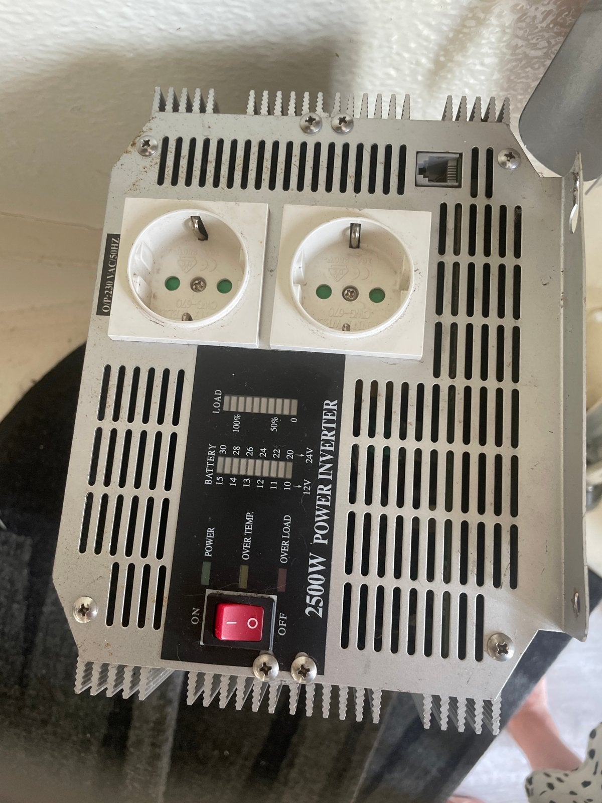 2500W Power Inverter 12V DC naar 230V AC, Ophalen of Verzenden, Gebruikt