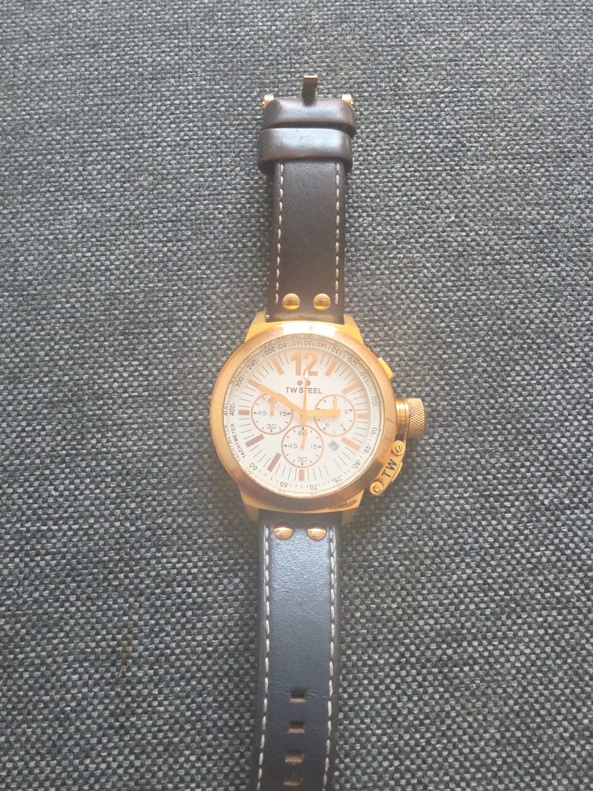 TW Steel Horloge - Goudkleurig met Leren Band, Overige merken, Overige materialen, Verzenden, Polshorloge