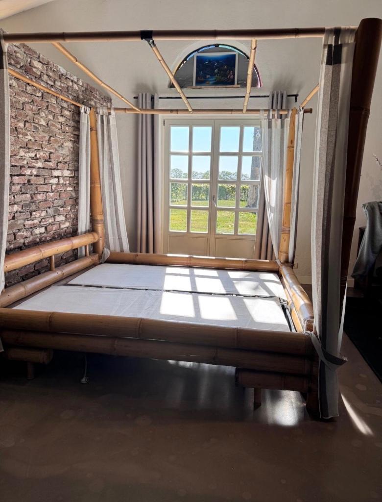 Bamboe hemelbed 2 persoons, Ophalen, Gebruikt, Bruin, Tweepersoons