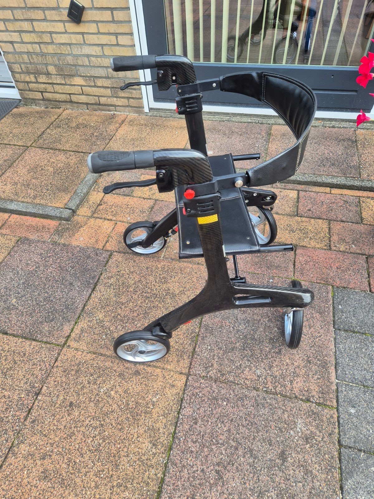 Zéér mooie ROLLATOR, Ophalen