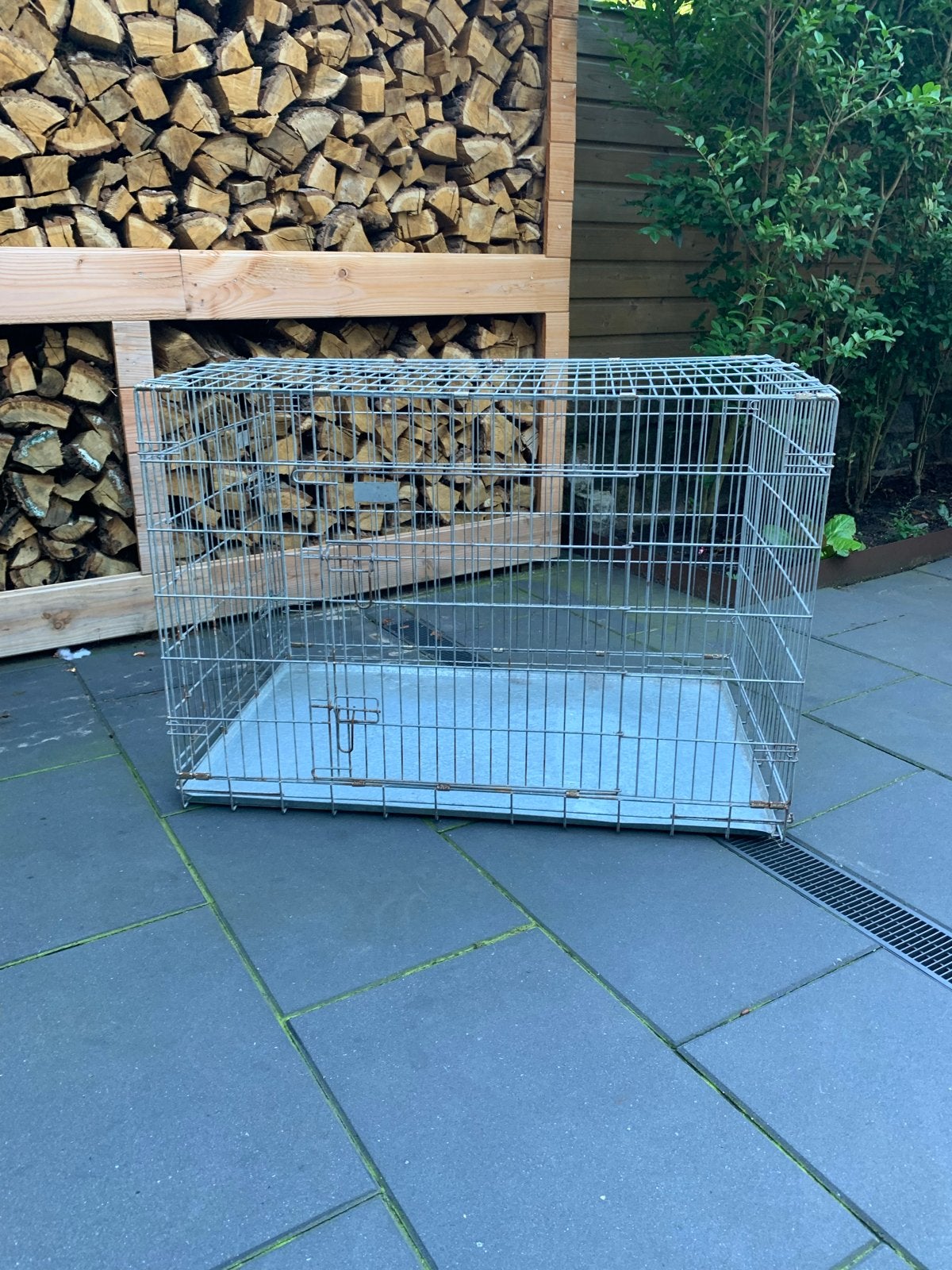 Bench voor middelgrote hond, Dieren en Toebehoren, Ophalen, Gebruikt