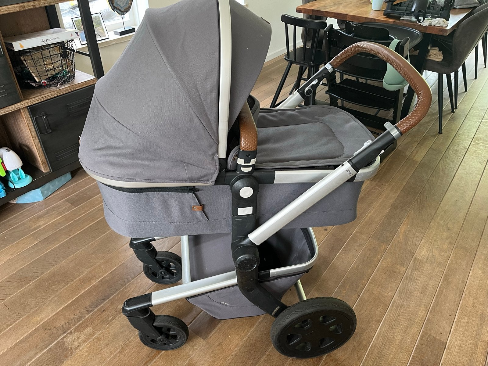 Joolz Day 3 kinderwagen compleet met accessoires, Zo goed als nieuw, Met autostoeltje, Ophalen, Kinderwagen