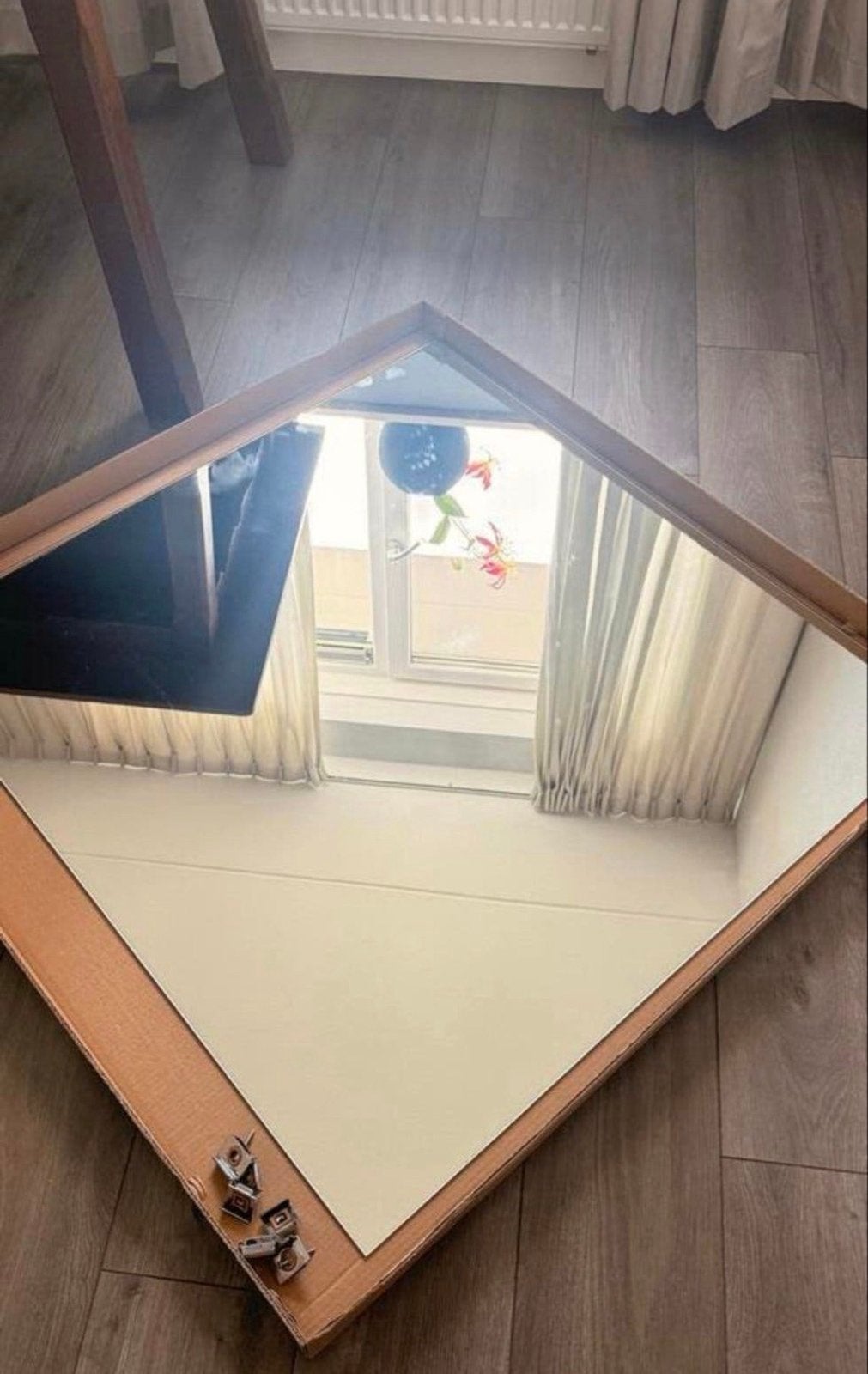 Mooie badkamerspiegel 100x95 cm met bevestiging, Gebruikt, Ophalen of Verzenden, 75 tot 100 cm, Minder dan 100 cm