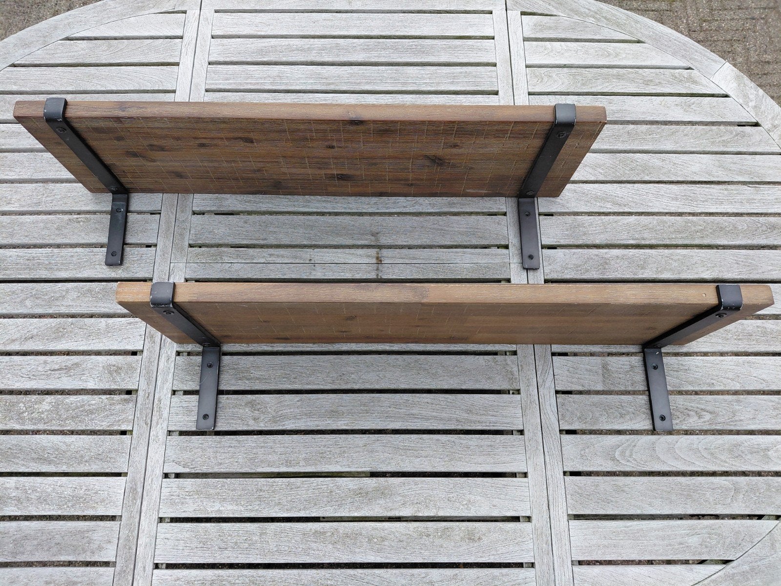 Houten wandplanken met beugels, Ophalen of Verzenden, Gebruikt