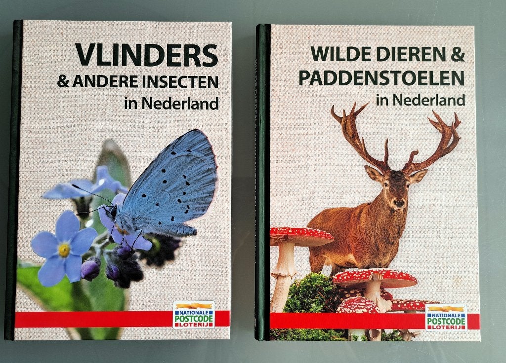 Postcodeloterij Natuur boeken 2 stuks nr: 3 & 5, Ophalen, Zo goed als nieuw, Natuur algemeen