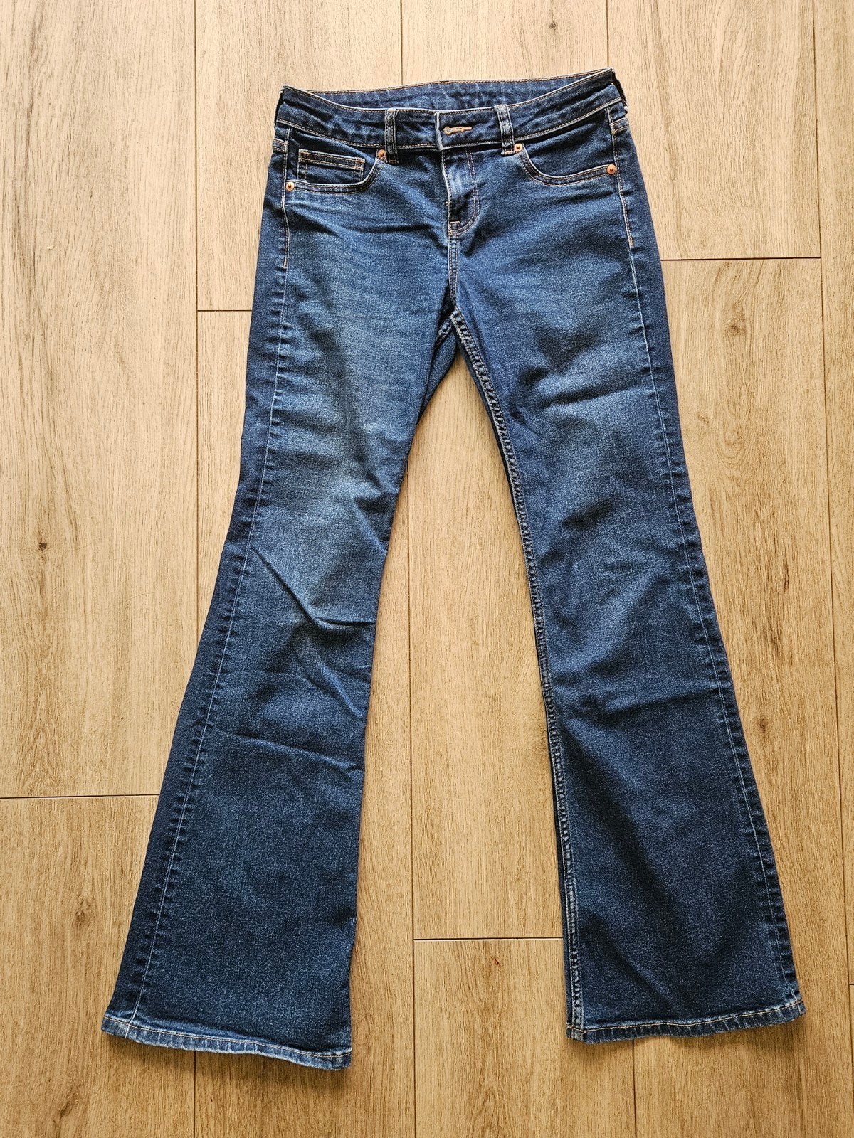 Flaired spijkerbroek jeans 38, Ophalen of Verzenden, Zo goed als nieuw, Blauw, W30 - W32 (confectie 38/40)