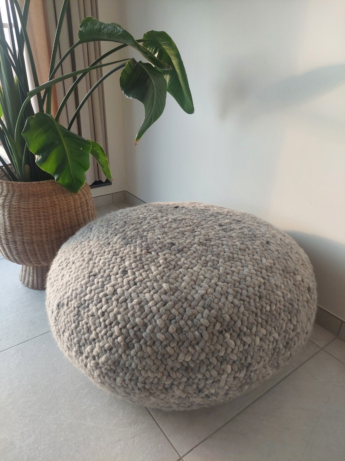 Pebble poef, Ophalen, Rond, 75 tot 100 cm, Zo goed als nieuw