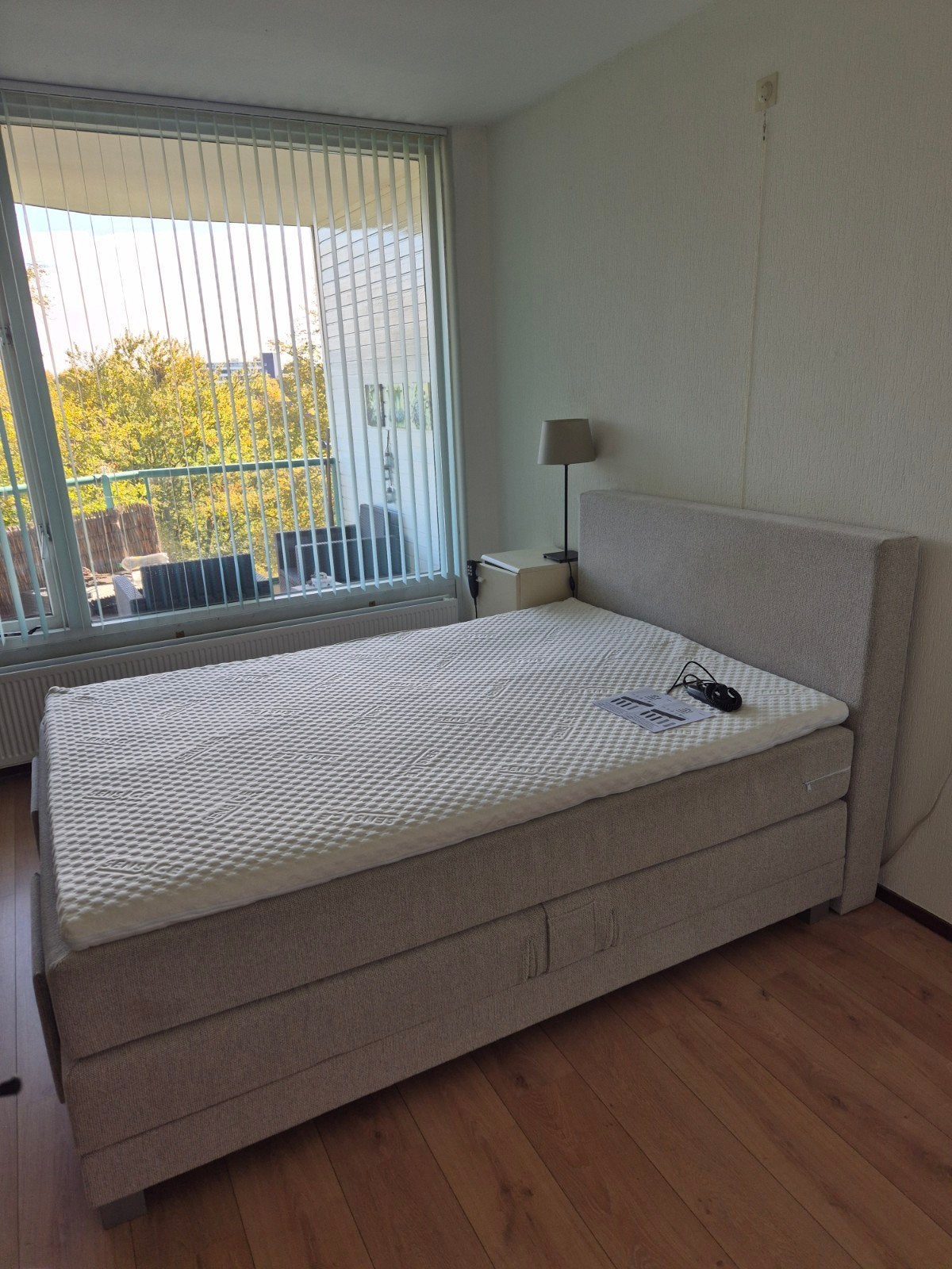 Elektrische boxspring met garantie 140200 cm, Ophalen, Verstelbaar, Tweepersoons, 140 cm