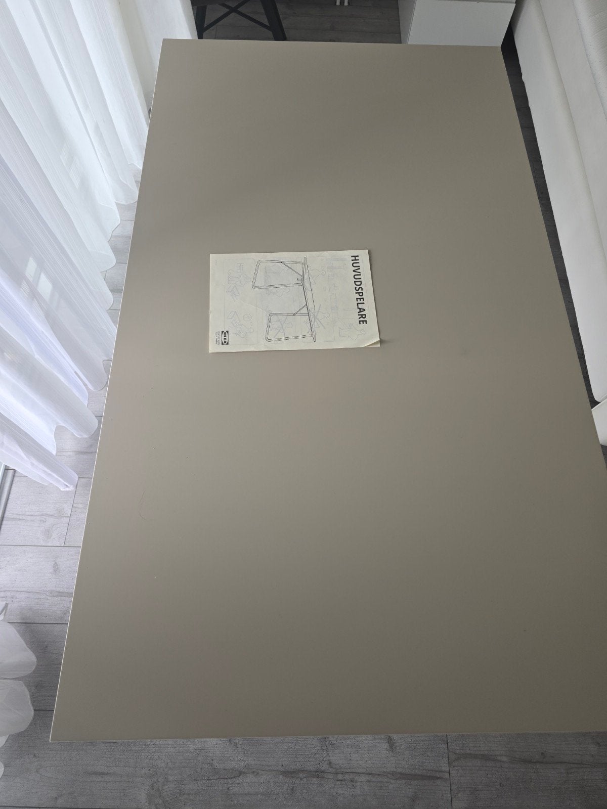 IKEA HUVUDSPELARE gaming bureau/tafel, Ophalen, 100 tot 150 cm, Overige materialen, Tot twee personen