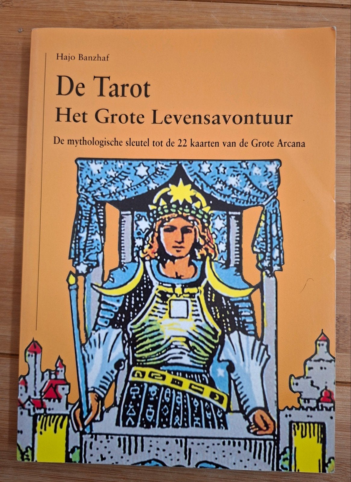 H. Banzhaf - De tarot - het grote levensavontuur, Tarot of Kaarten leggen, Overige typen, Ophalen of Verzenden, Zo goed als nieuw