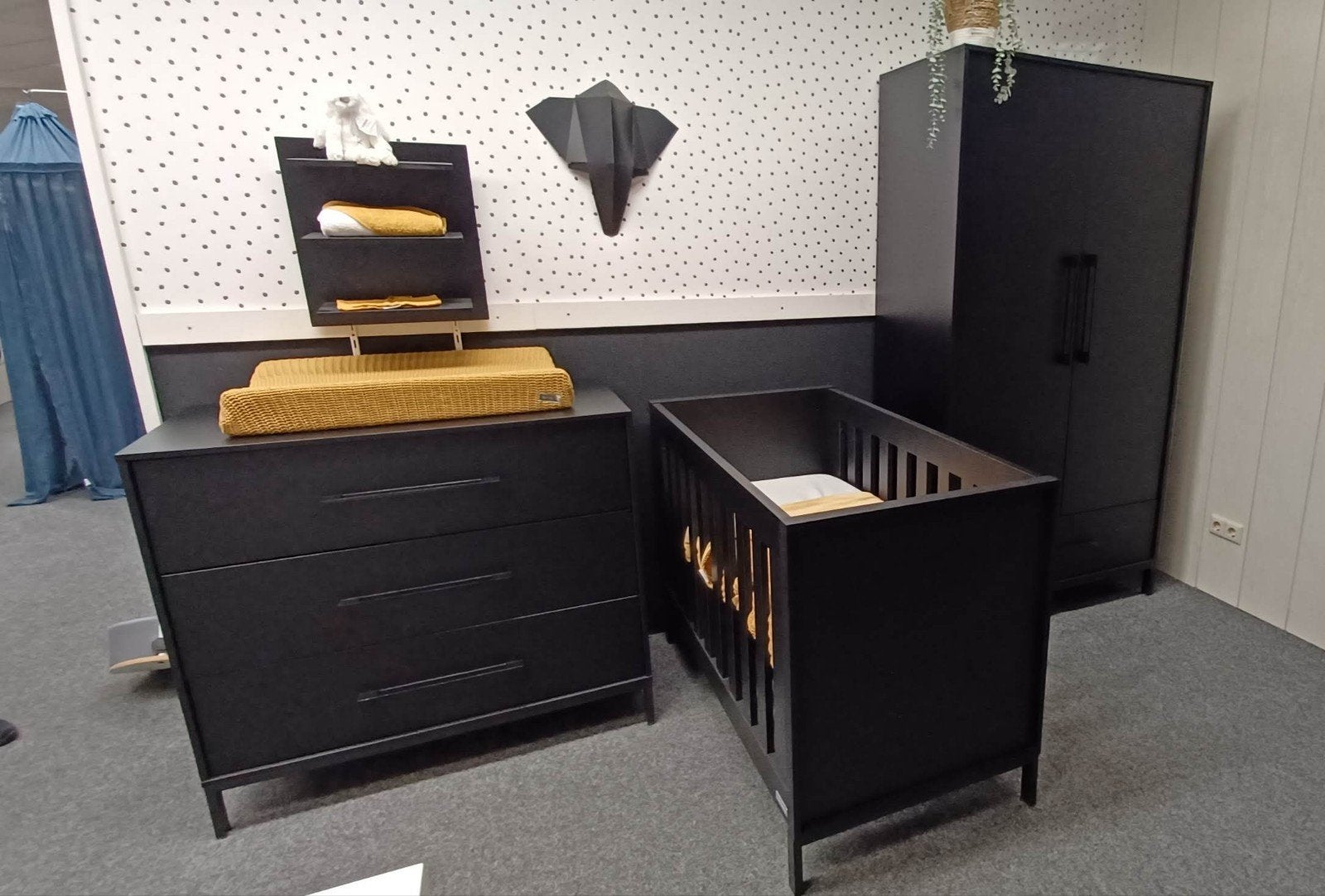 Interbaby babykamer set - Ledikant, Commode, Kledingkast, Ophalen, Zo goed als nieuw, Overige typen
