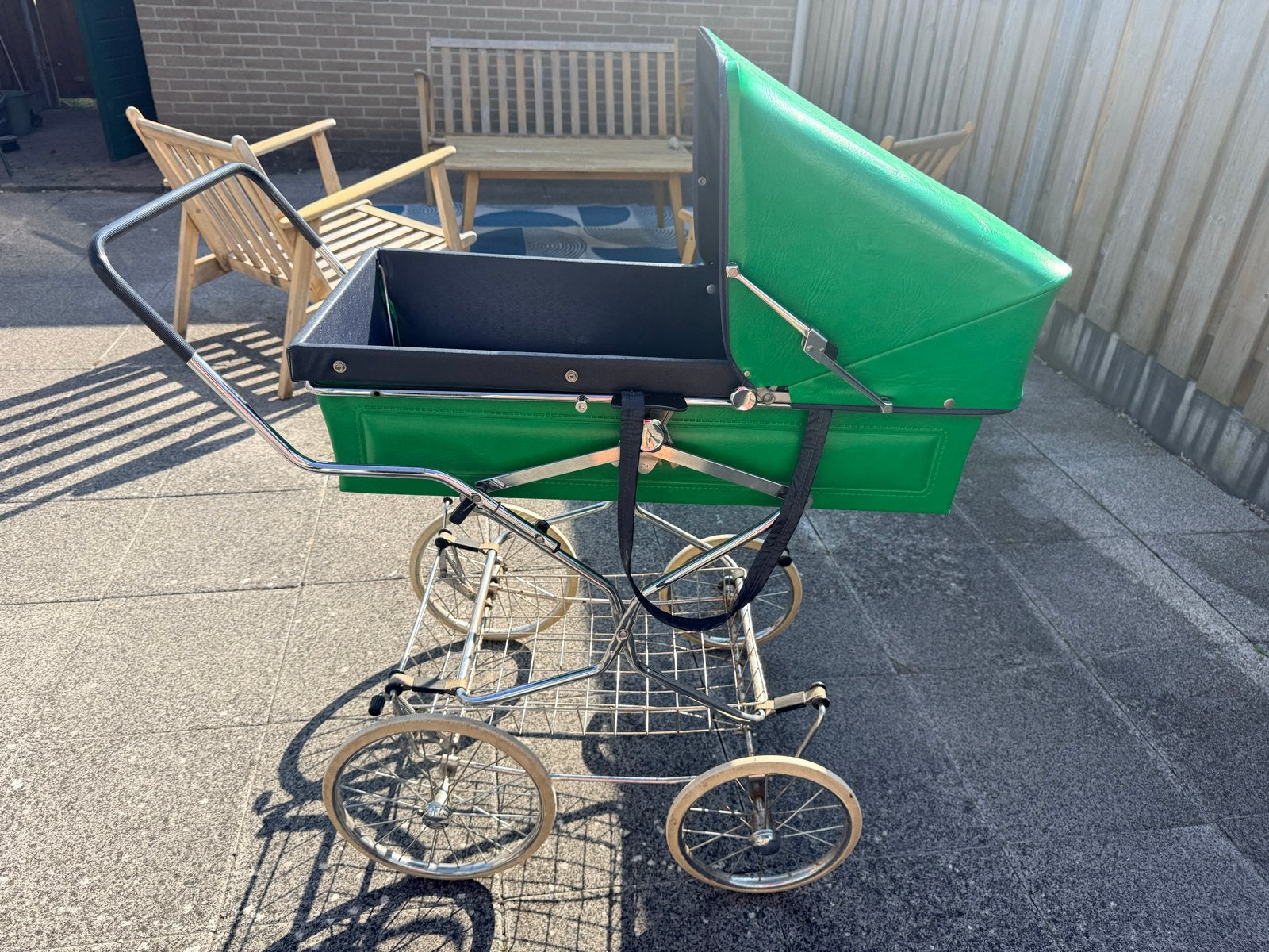 Vintage Kinderwagen Jaren '60 - Groen met Reiswieg, Gebruikt, Met reiswieg, Ophalen, Kinderwagen
