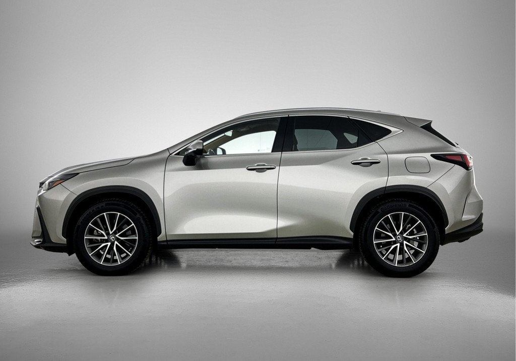 Lexus NX 450h+ AWD Luxury Line | BTW voertuig | 360 Camera |, Auto's, Lexus, Automaat, 12 maanden, Gebruikt, Euro 6