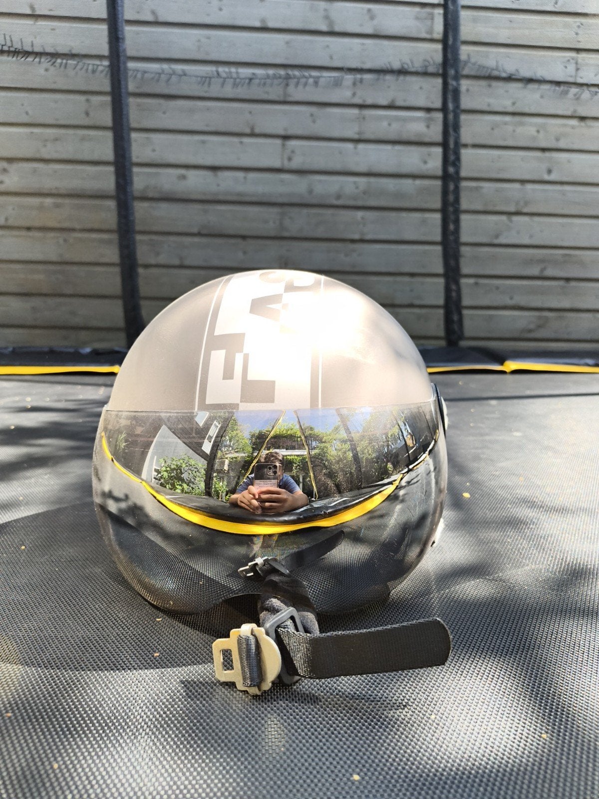 Stijlvolle scooterhelm met vizier - Maat M, Fietsen en Brommers, Ophalen, Gebruikt, Medium, Nolan