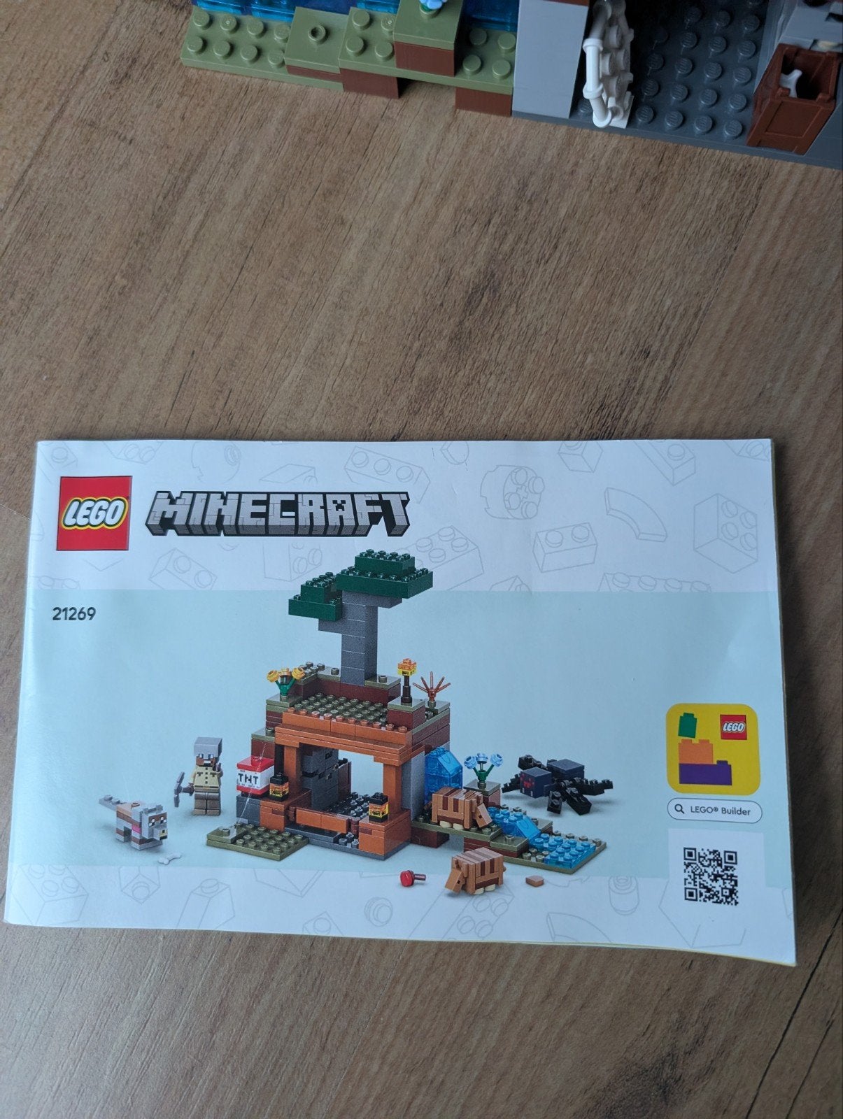 LEGO Minecraft -- De Bijenfarm - Compleet met boekje, Ophalen of Verzenden, Zo goed als nieuw