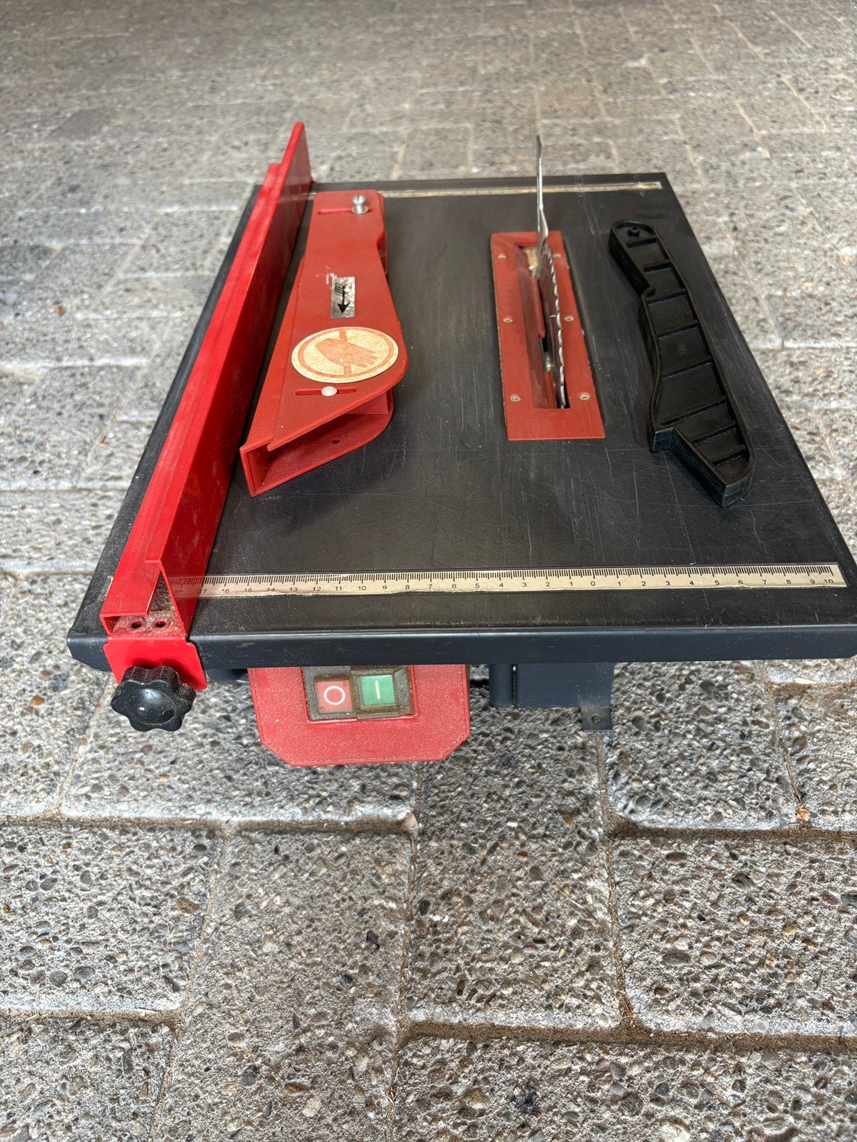 Kleine tafel circelzaag, Doe-het-zelf en Verbouw, Gereedschap | Zaagmachines, Ophalen