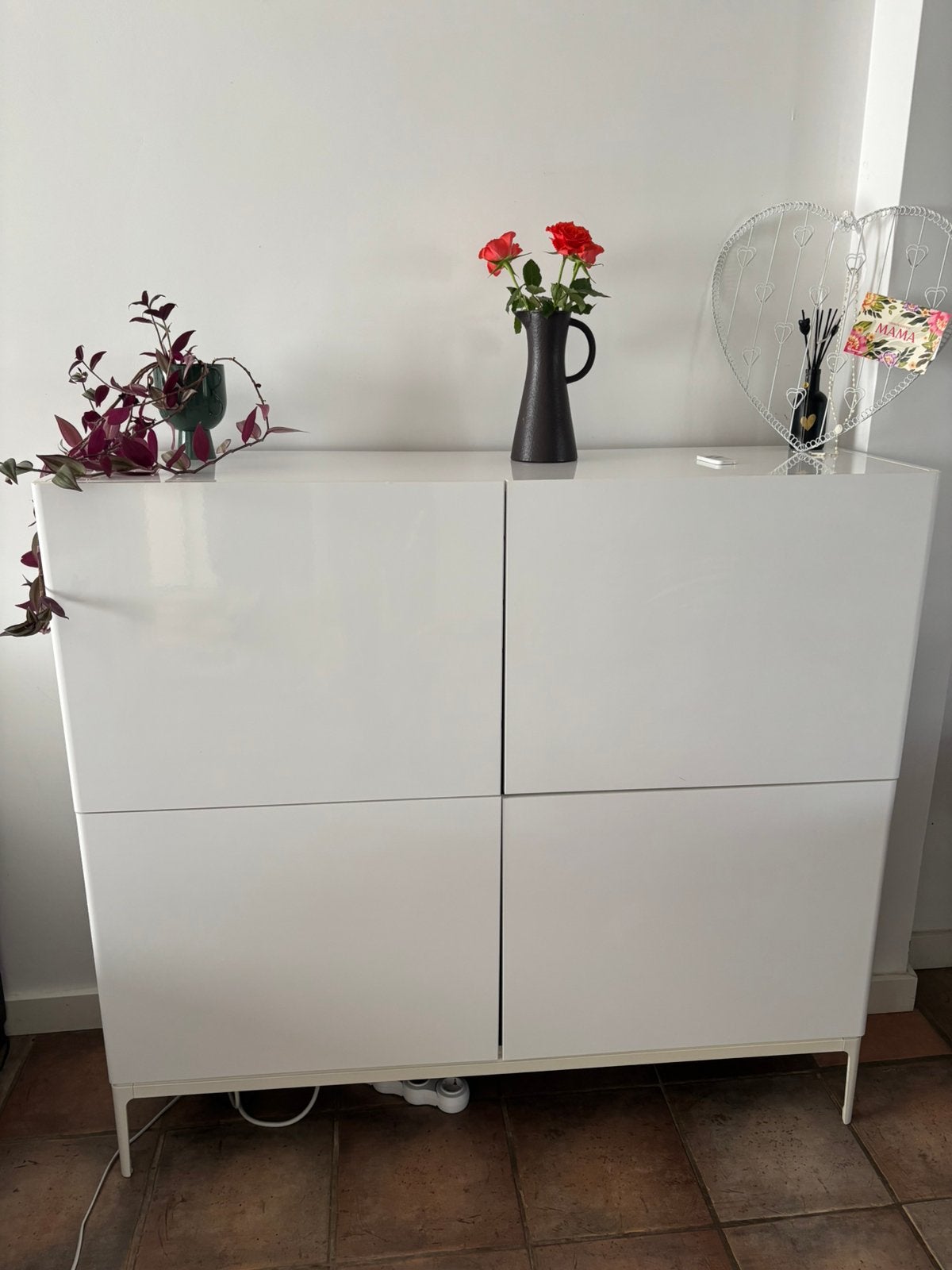 Witte hoogglans kast/dressoir met verlichting, Ophalen, Gebruikt, 25 tot 50 cm
