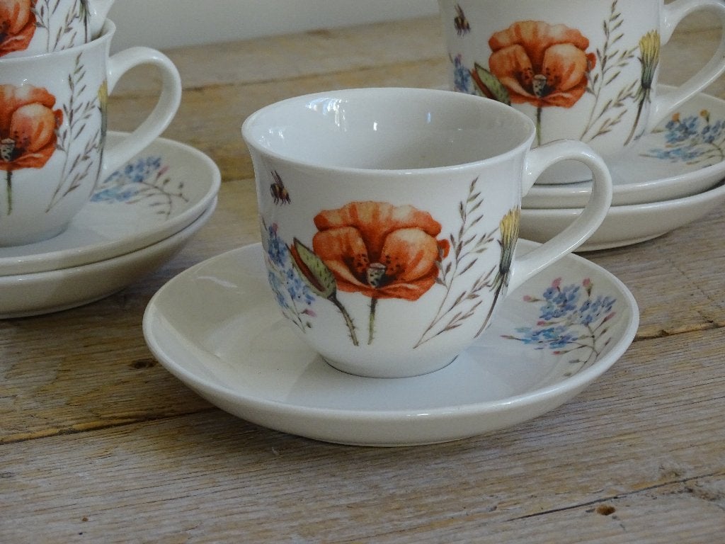 Servies Jet (by Ter Steege) FLOWERS OF THE FIELD, z.g.a.n., Ophalen of Verzenden, Zo goed als nieuw, Overige stijlen, Kop(pen) en/of Schotel(s)