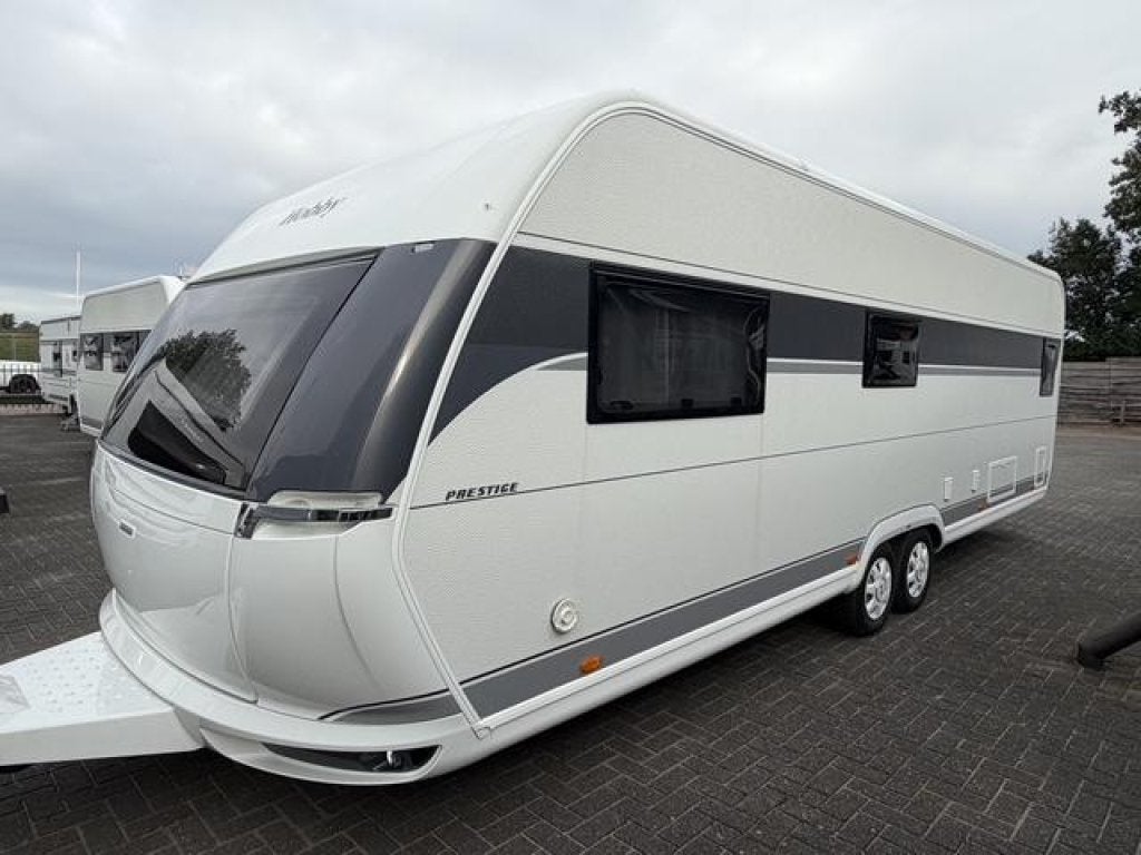 Hobby Prestige 720 WQC 2026 | Vrijst. Queensbed, Caravans en Kamperen, Rondzit, Hobby, Schokbreker, 7 tot 8 meter