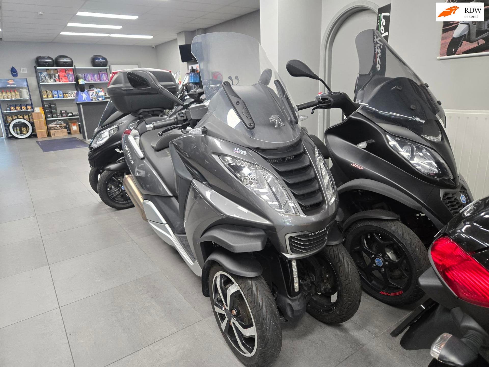 Peugeot Metropolis 400i 2018 6200KM, Motoren, Info@motorstorelimburg.nl, Overig, Peugeot, Mauritslaan, 110
6161HZ  GELEEN, NL