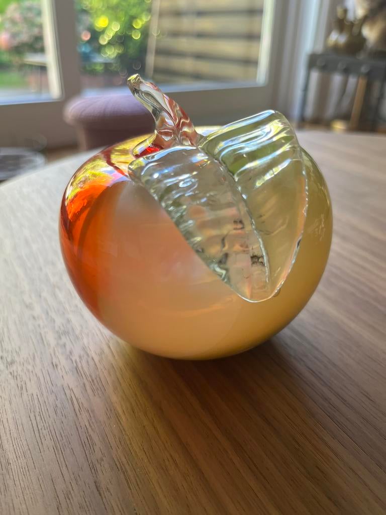 Glas geblazen appel, Overige kleuren, Ophalen of Verzenden, Minder dan 50 cm, Glas