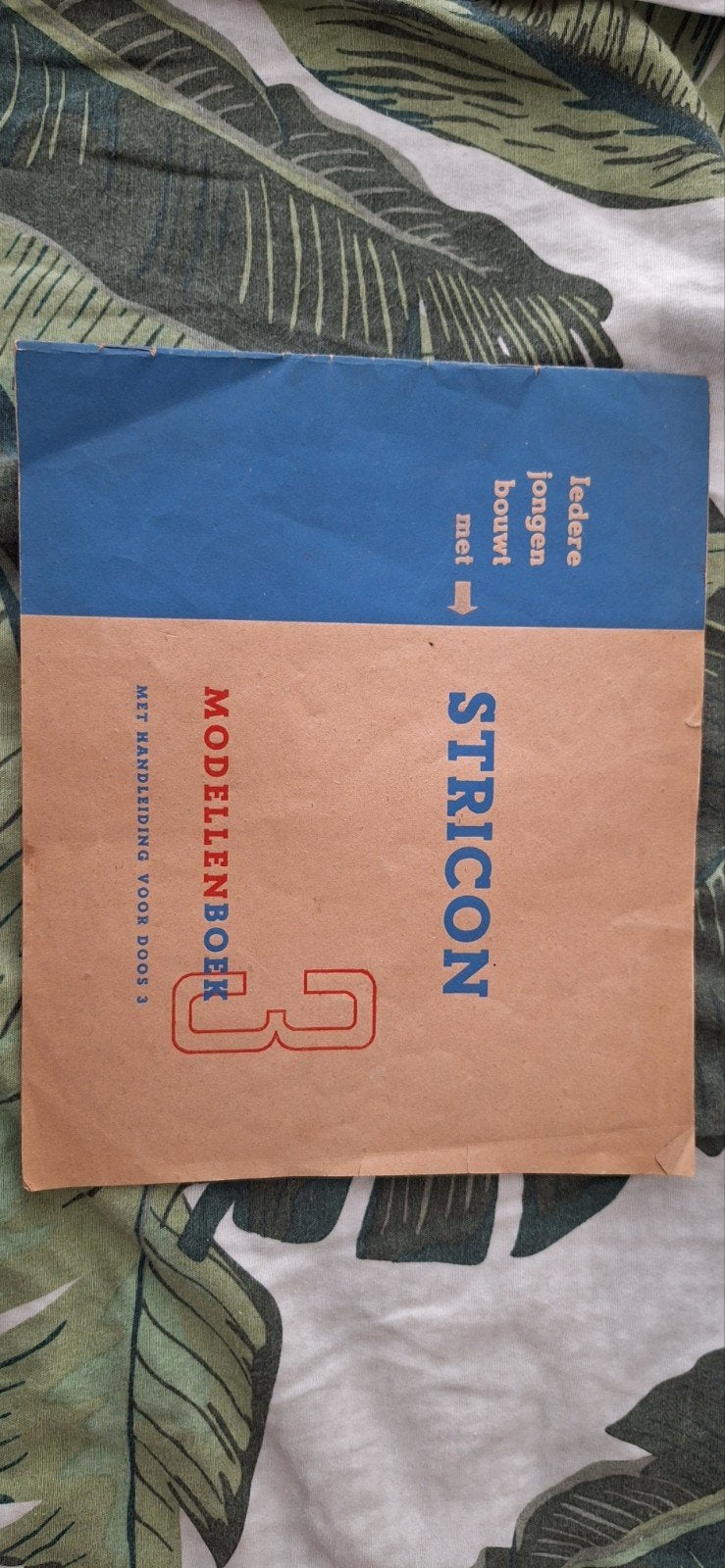 Stricon Modellenboek 3 - Handleiding voor Doos 3, Ophalen of Verzenden, Gebruikt, 1:50 of kleiner, Overige merken