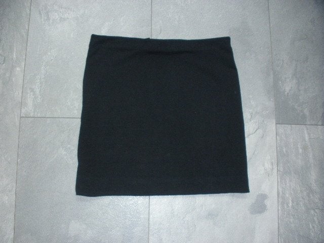 Zwart mini rokje van H&M, maat XS (qwe), H&M, Zwart, Ophalen of Verzenden, Zo goed als nieuw