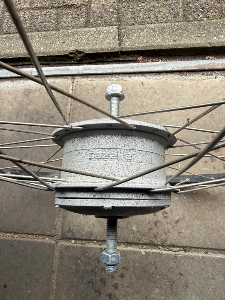 Gazelle Innergy voorwiel motor 28 inch., Fietsen en Brommers, Fietsonderdelen, Ophalen of Verzenden, Motor