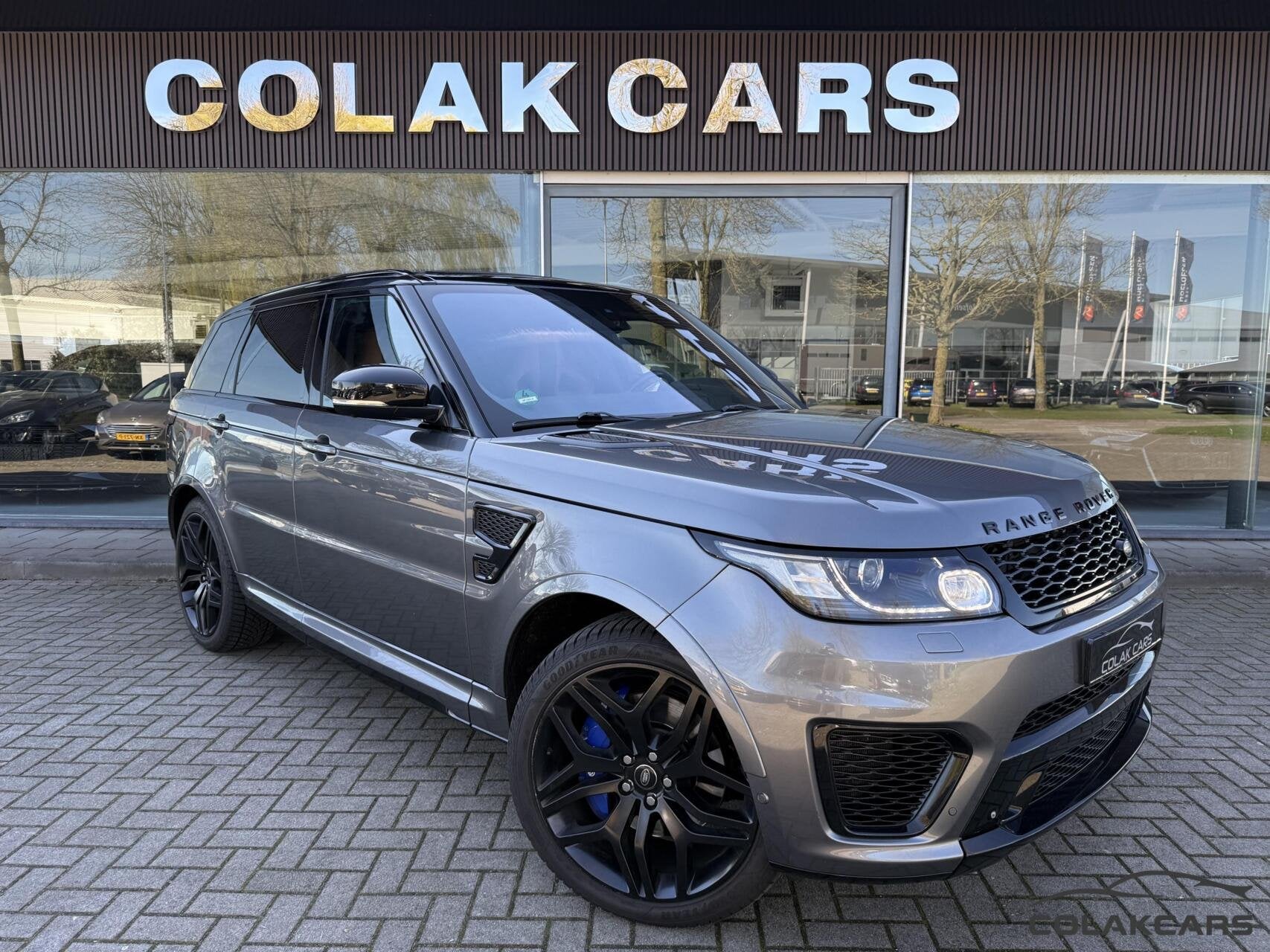 Land Rover Range Rover Sport 5.0 V8 Supercharged SVR Pano, Auto's, Automaat, Euro 5, 3000 kg, Bedrijf