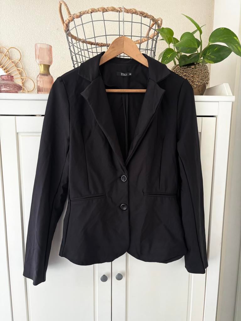 Zizo zwarte travelstof blazer maat 38, Kleding | Dames, Jasjes, Kostuums en Pakken, Maat 38/40 (M), Zwart, Ophalen of Verzenden