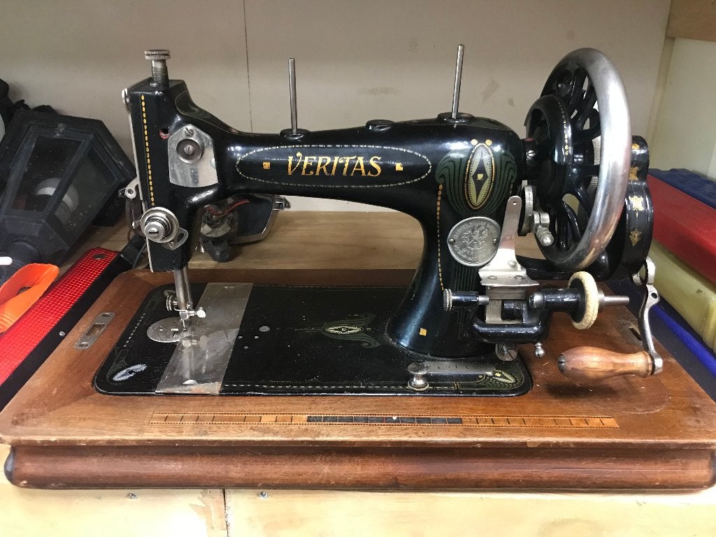 Naaimachine antiek, Antiek en Kunst, Ophalen