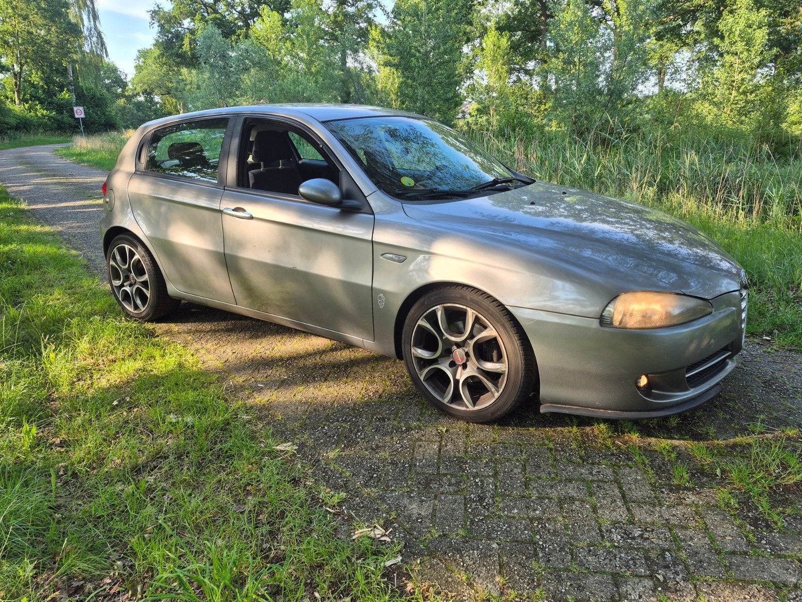 Alfa Romeo 147 2.0 T.spark 5DR 2007 Grijs, Auto's, Alfa Romeo, Particulier, ABS, Achteruitrijcamera, Airbags, Airconditioning