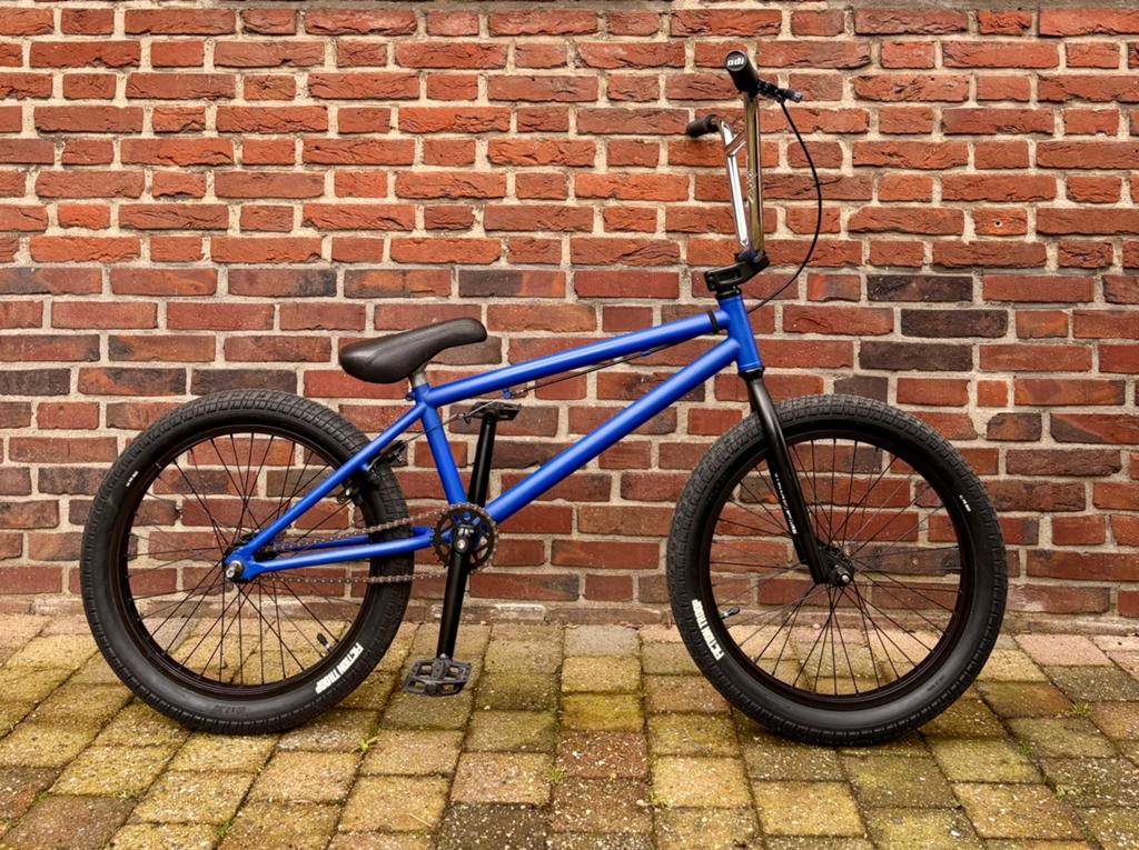 Custom Stolen BMX met Top Upgrades, Ophalen, Gebruikt, Velgrem, 20 tot 24 inch