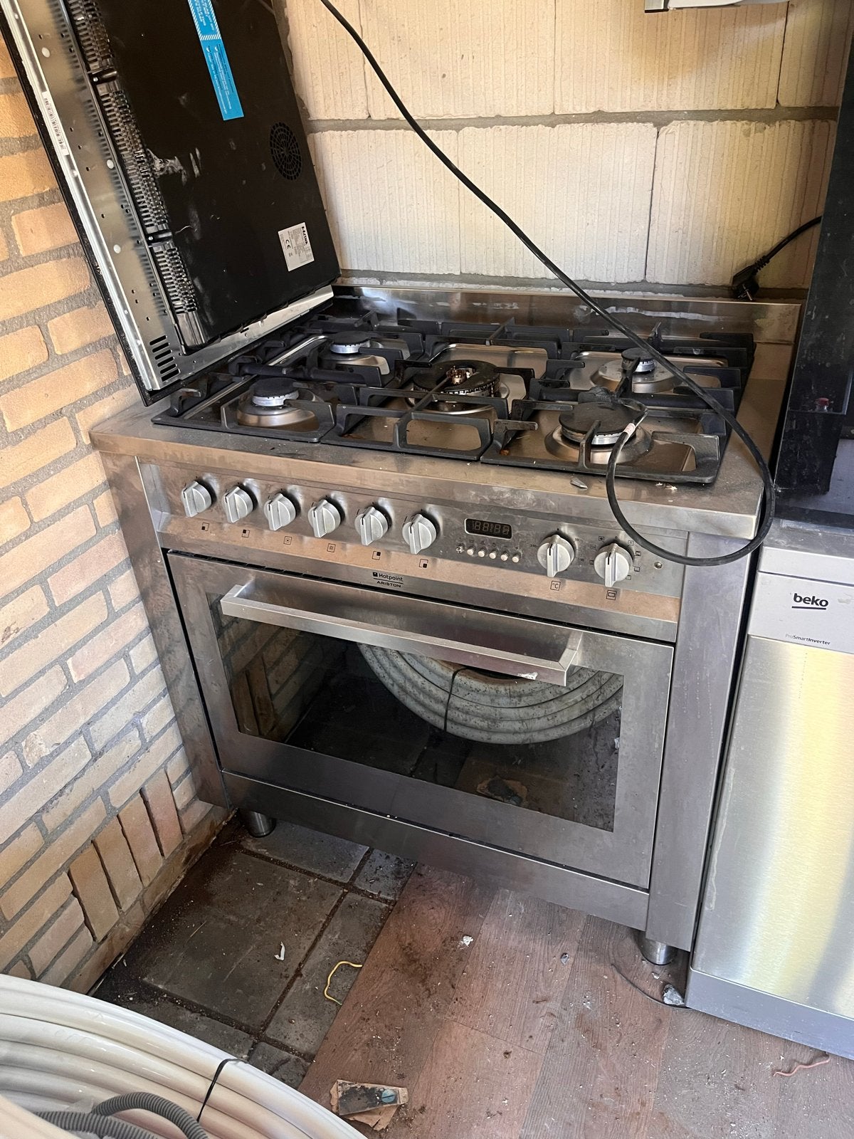 Vrijstaand gasfornuis met oven - hotpoint Ariston, Witgoed en Apparatuur, Ophalen, Gebruikt, 60 cm of meer, 4 kookzones