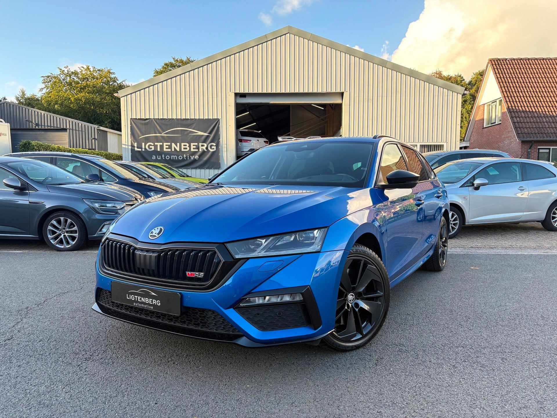 Skoda Octavia Combi 1.4 TSI iV PHEV Sportline Business 245PK, Dealer onderhouden, Gebruikt, Euro 6, 4 cilinders