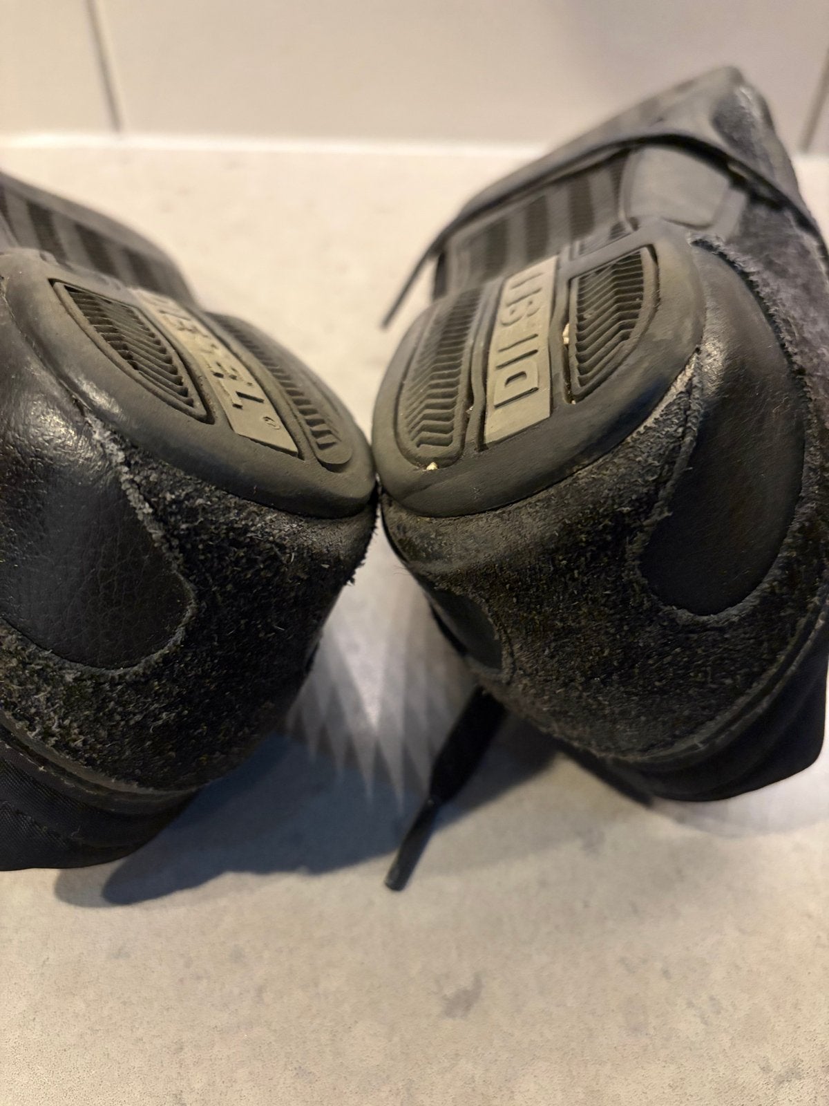 Diesel sneakers zwart - Maat 42, Ophalen of Verzenden, Gedragen, Zwart, Sneakers of Gympen