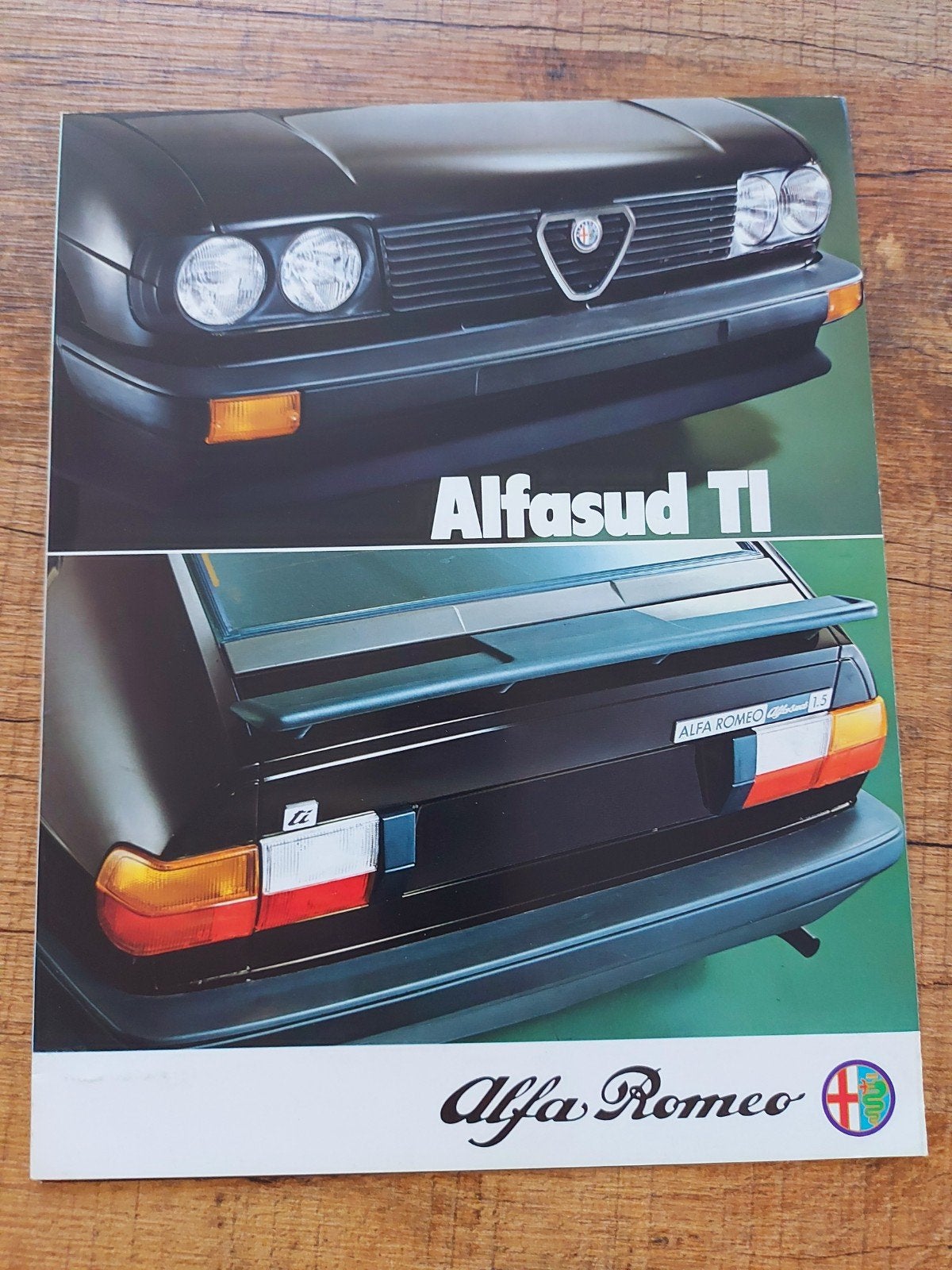 keurige Alfasud Ti folder NL, Boeken, Auto's | Folders en Tijdschriften, Ophalen of Verzenden, Zo goed als nieuw, Overige merken