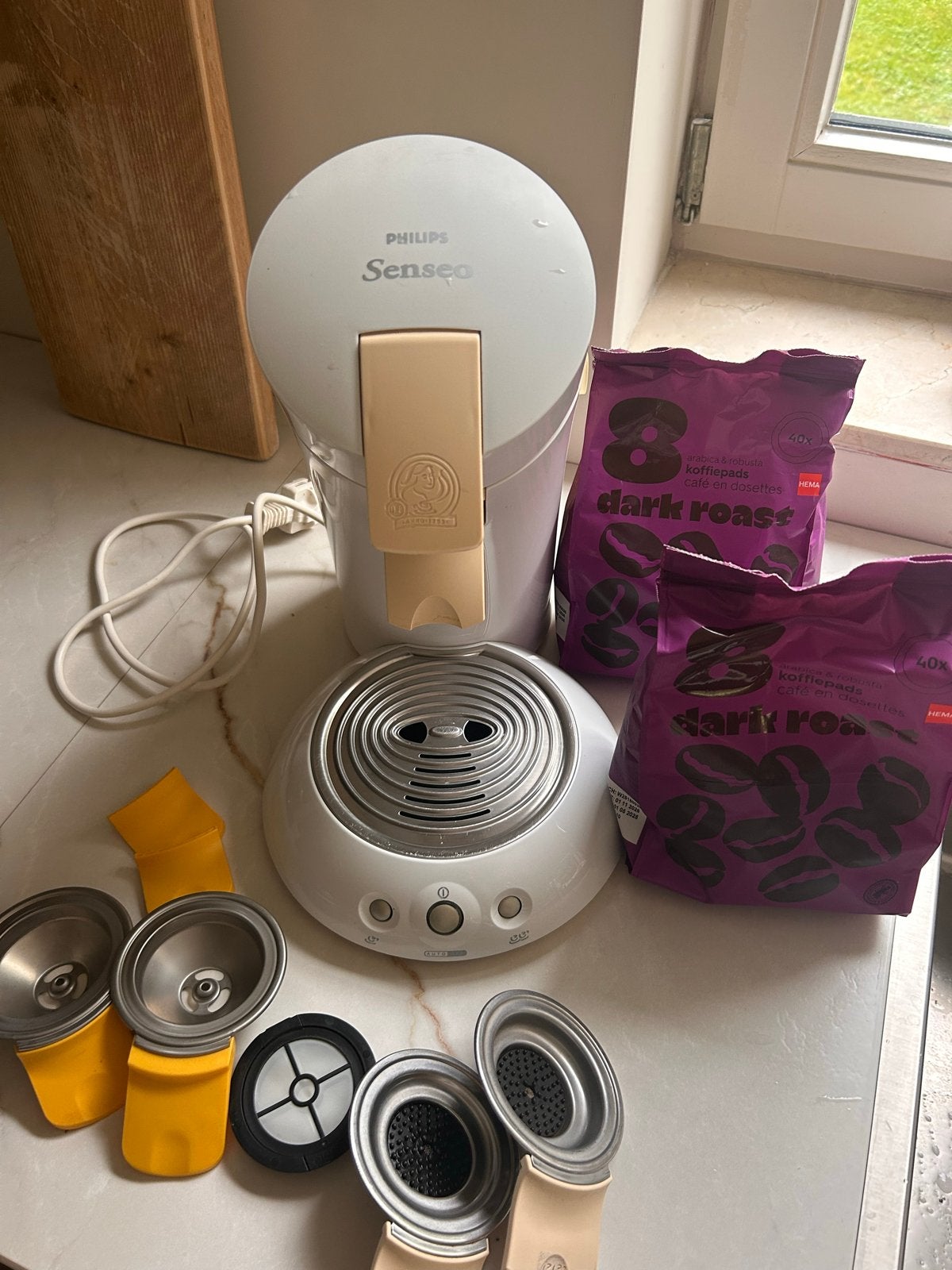Philips Senseo Koffiezetapparaat met accessoires, Witgoed en Apparatuur, Gebruikt, Koffiemachine, Gemalen koffie, Ophalen of Verzenden