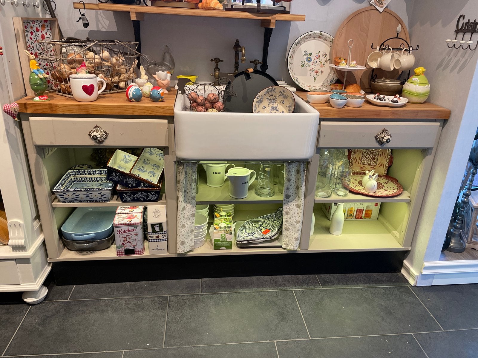 DECORATIE Keukenblok met Spoelbak - Charmant & Functioneel, Ophalen, Gebruikt, Beige, 150 tot 200 cm