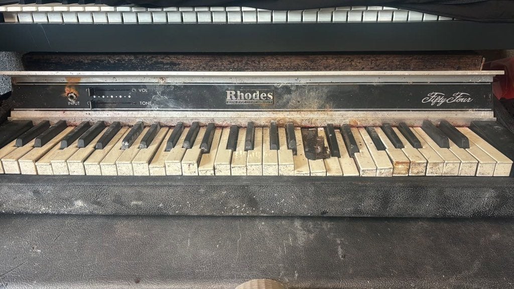 Gezocht: Fender Rhodes Piano in slechte staat, Muziek en Instrumenten, Ophalen, Gebruikt, 2 klavieren, Hammondorgel